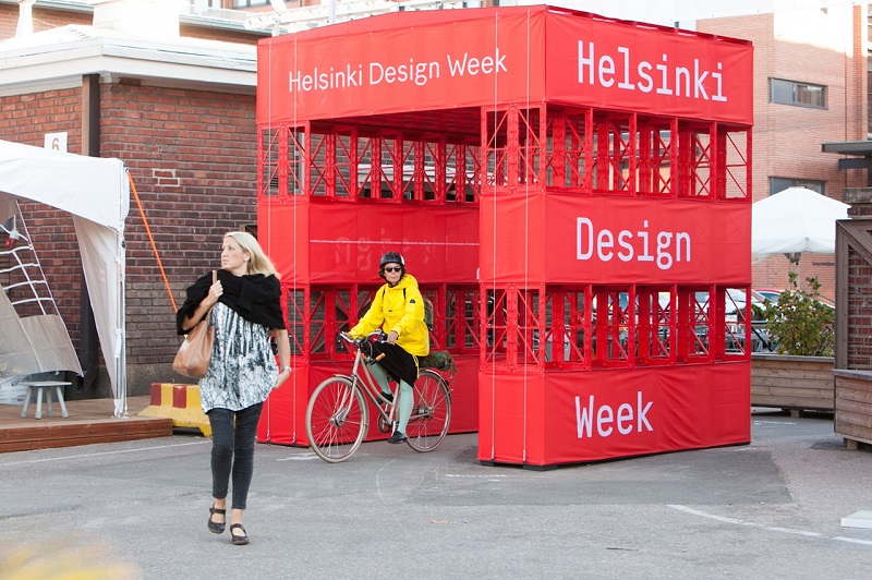 ヘルシンキの街をデザインで埋め尽くす「ヘルシンキ・デザインウィーク」（@Aino Huovio HDW）